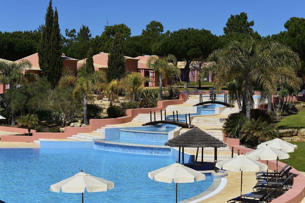 Pestana Vila Sol - Vilamoura Premium Golf Resort Exteriér fotografie A swimming pool at a resort in Tunisia