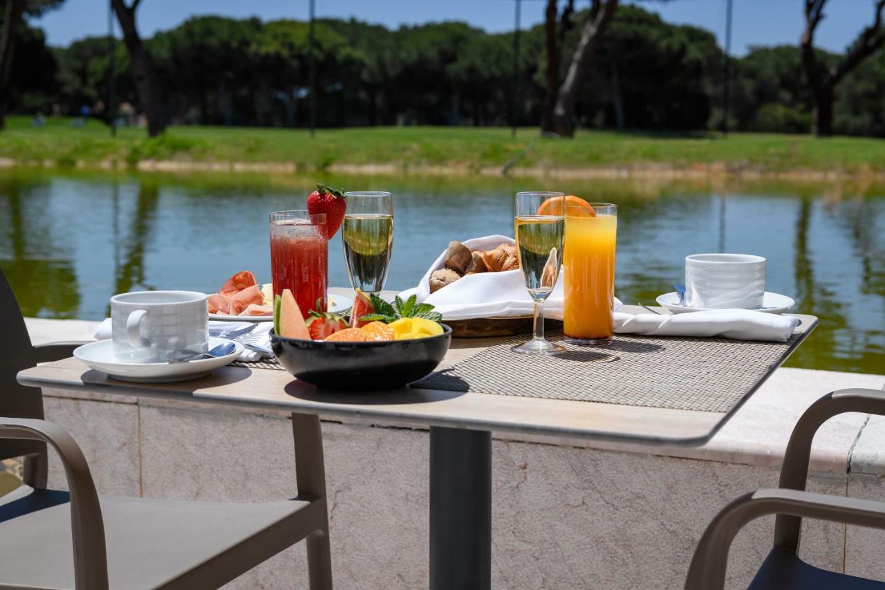 Pestana Vila Sol - Vilamoura Premium Golf Resort Exteriér fotografie Breakfast at the Hotel