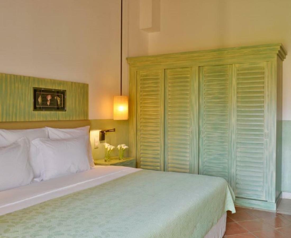 Pestana Vila Sol - Vilamoura Premium Golf Resort Exteriér fotografie A bedroom at the hotel